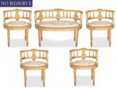 A NEOCLASSICAL CARVED GILT WOO