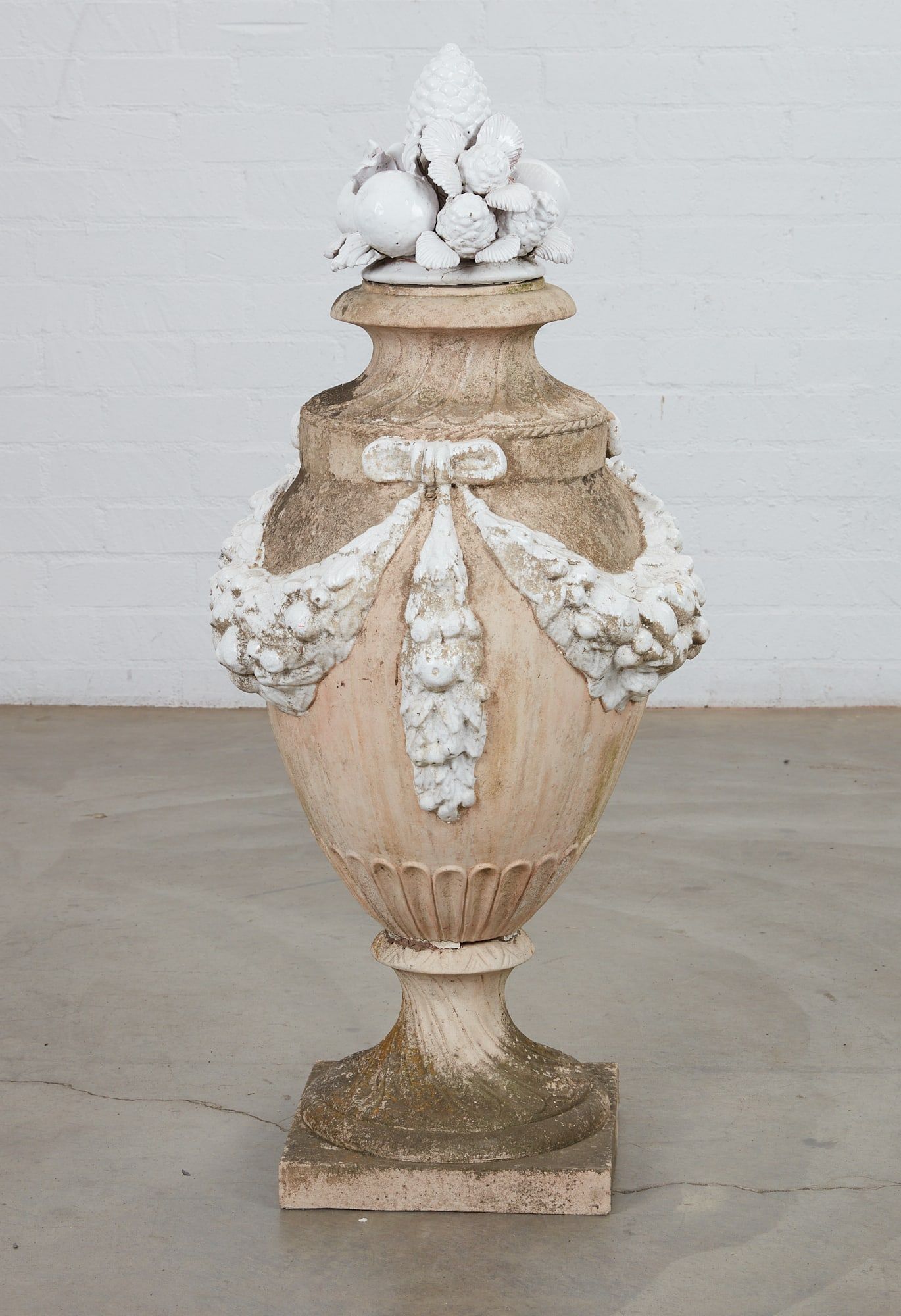 A NEOCLASSICAL STYLE COMPOSITION