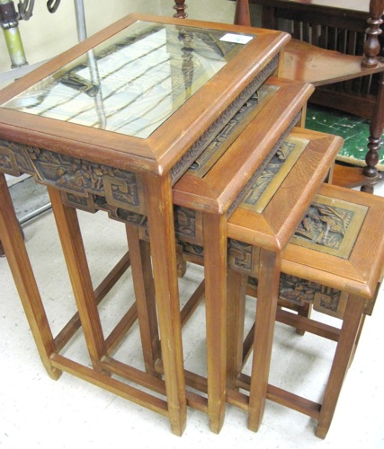 A NESTING SET OF FOUR OCCASIONAL