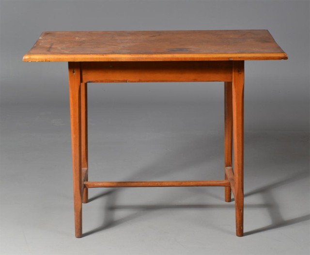 A New England Stretcher Base