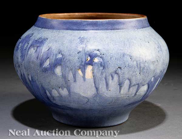 A Newcomb College Art Pottery Matte