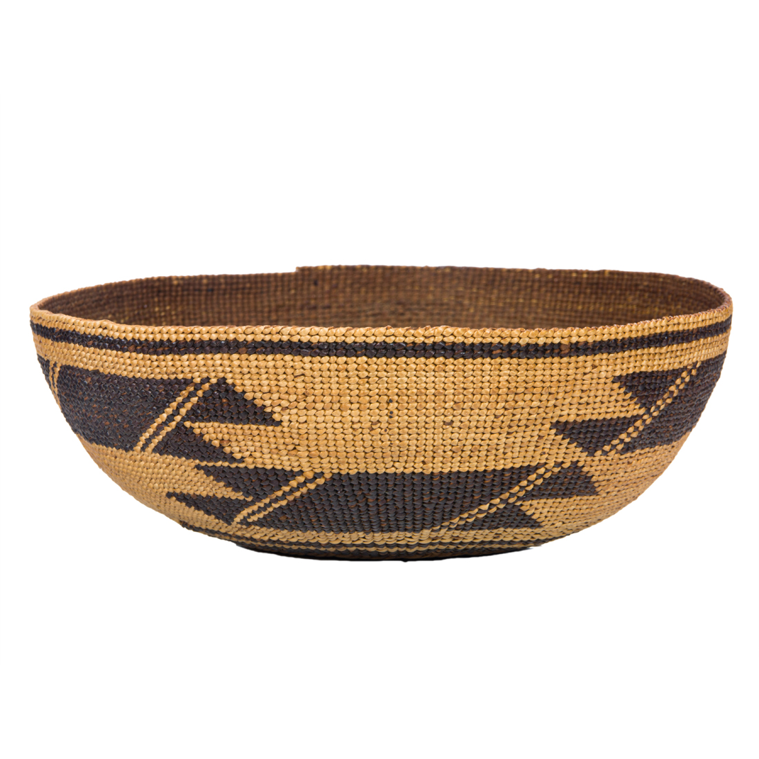 A NORTHWEST CALIFORNIA BASKETRY HAT