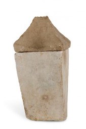 A PACIFIC BASIN LIMESTONE COVE