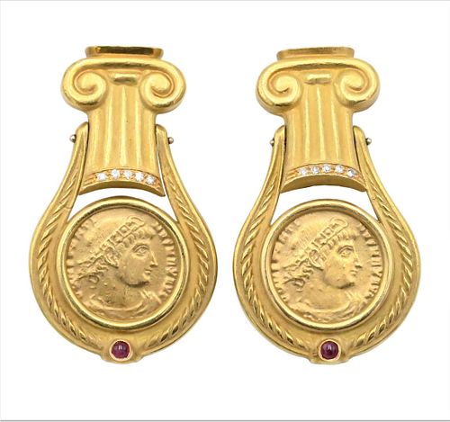 A PAIR OF 18 KARAT YELLOW GOLD