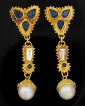 A Pair of 22k Gold Sapphire Di