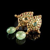A PAIR OF 22K YELLOW GOLD, EME