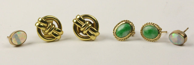 A pair of 9ct gold circular ear