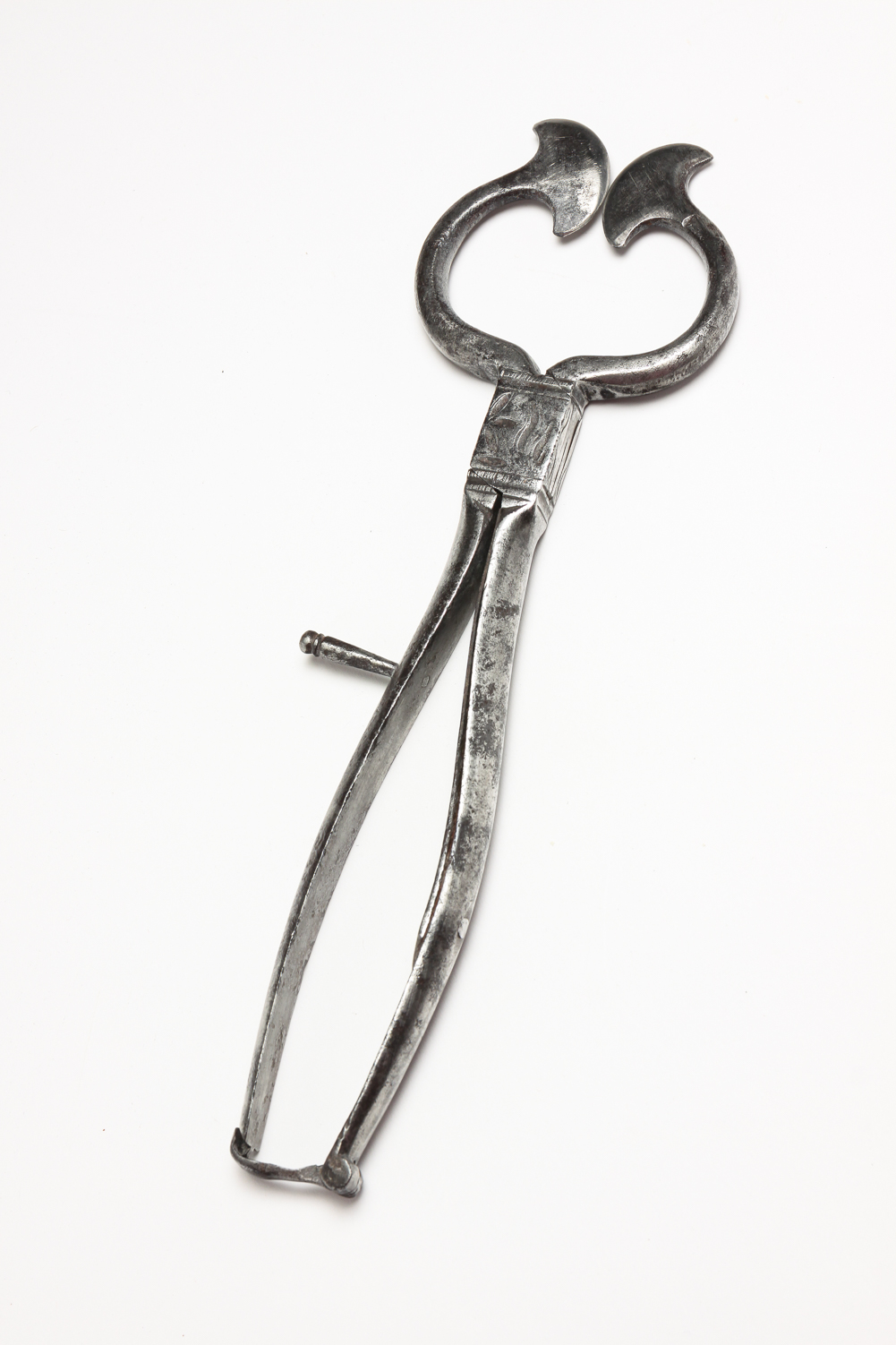 A PAIR OF AMERICAN SUGAR NIPPERS.