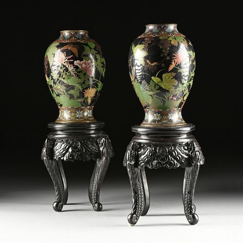A PAIR OF ANTIQUE JAPANESE BLACK