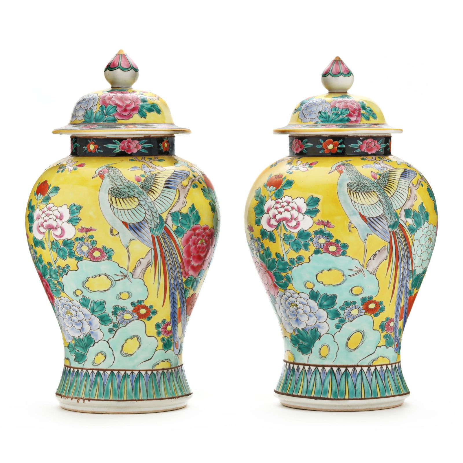 A PAIR OF ASIAN FAMILLE JAUNE