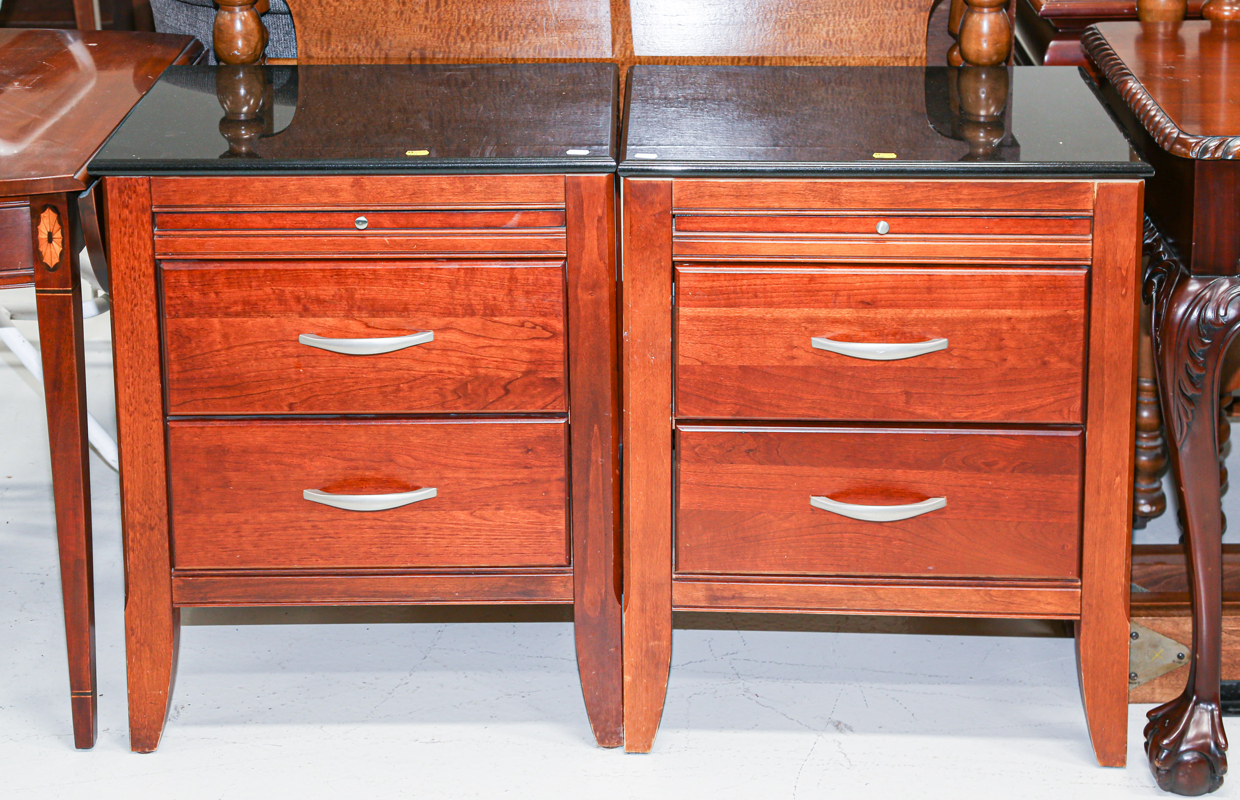 A PAIR OF BASSETT NIGHT STANDS With