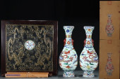 A PAIR OF BLUE AND WHITE WITH