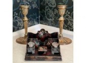 A pair of brass candlesticks i