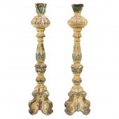 A PAIR OF CARVED AND PAINT DEC