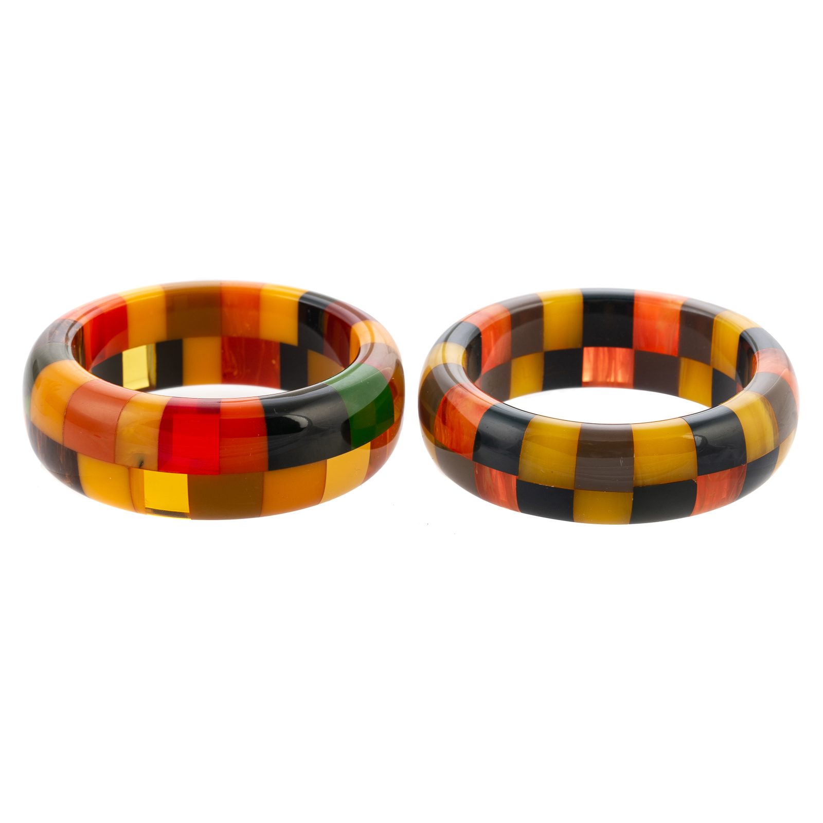 A PAIR OF CHECKERBOARD BAKELITE