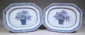 A pair of Chinese blue and whi