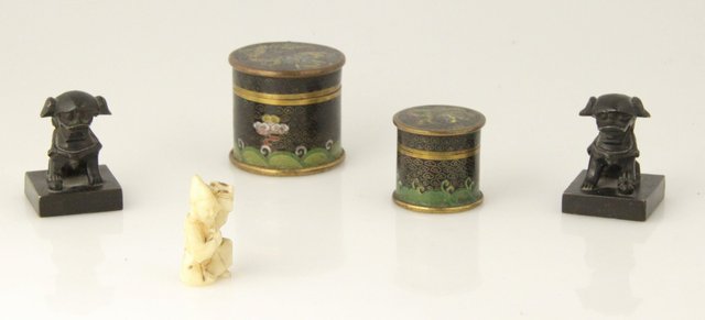A pair of Chinese bronze seals with
