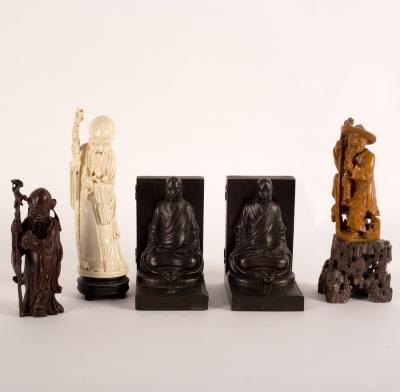 A pair of Chinese bronze