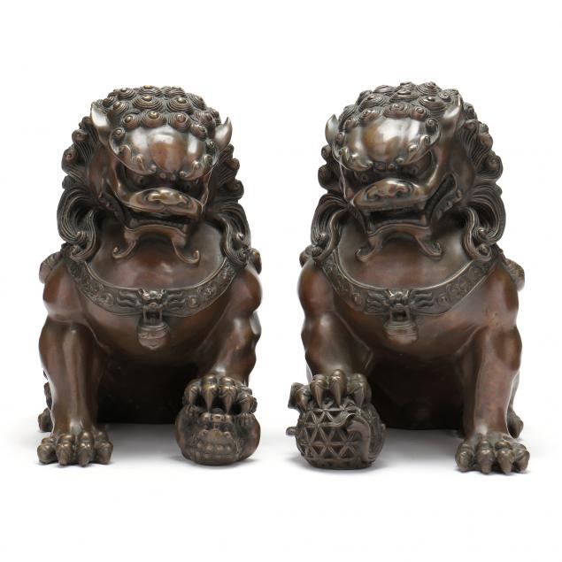 A PAIR OF CHINESE BRONZE FOO