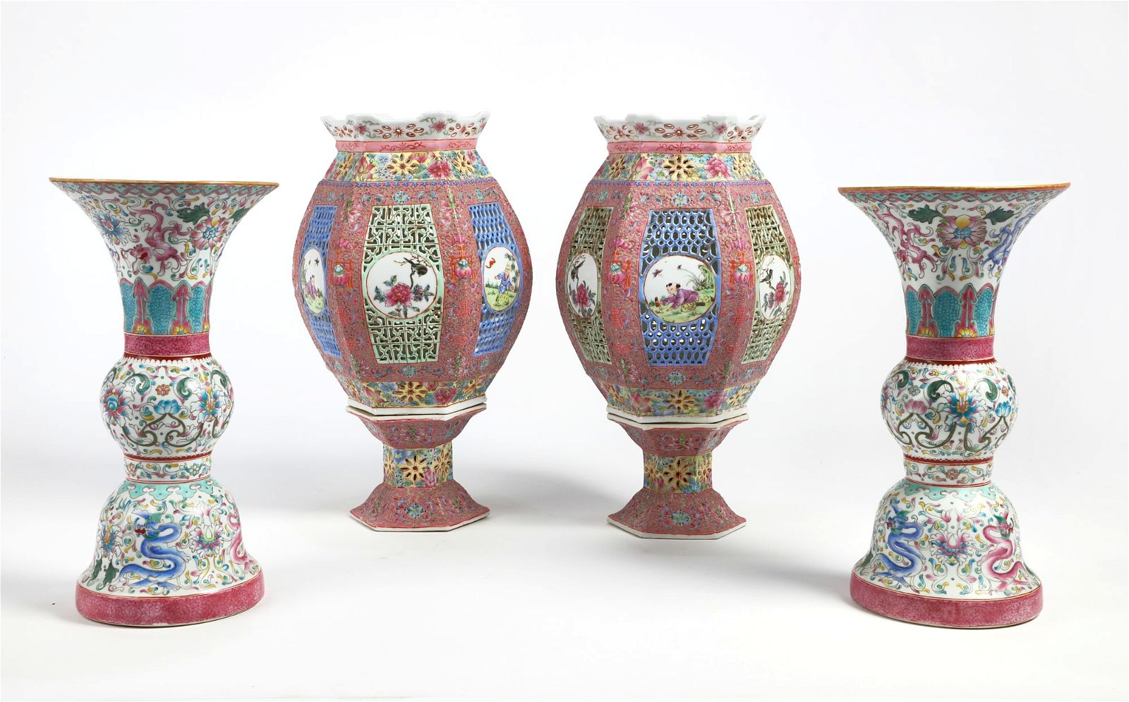 A PAIR OF CHINESE CANDLESTICK