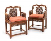 A PAIR OF CHINESE CARVED HARDW