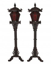A PAIR OF CHINESE CARVED WOOD