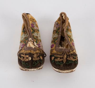 A pair of Chinese child's shoes