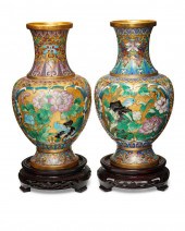 A PAIR OF CHINESE CLOISONNé VA