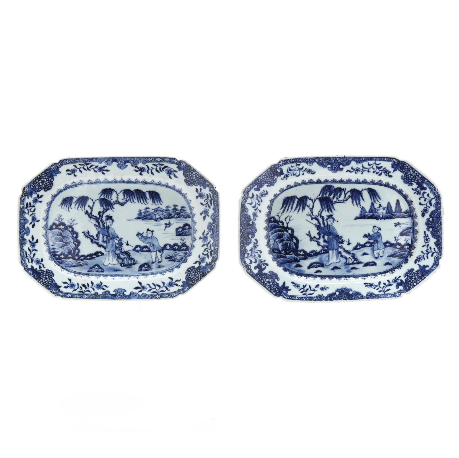 A PAIR OF CHINESE EXPORT