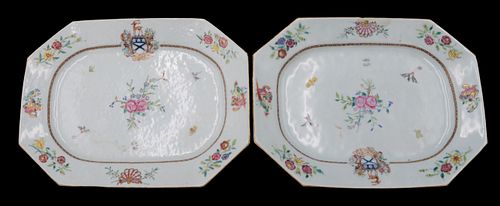 A PAIR OF CHINESE FAMILLE ROSE