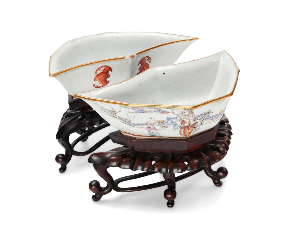 A PAIR OF CHINESE HEXAGONAL