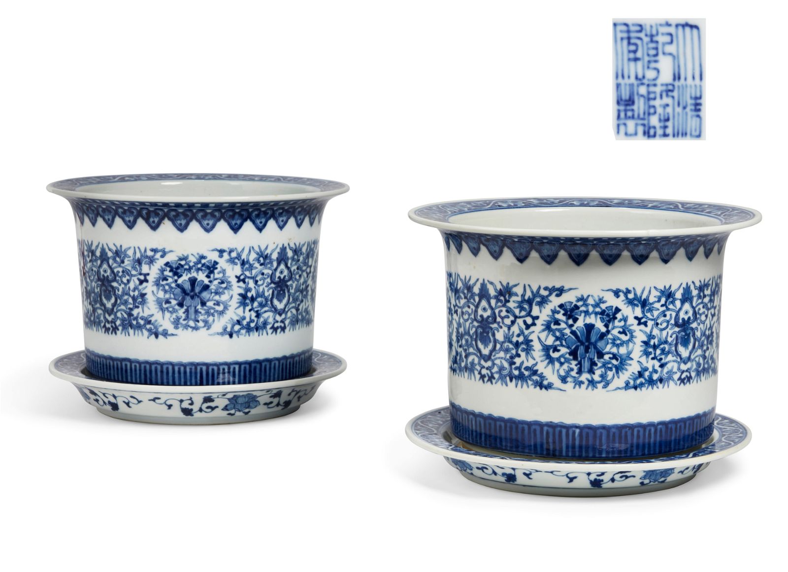 A PAIR OF CHINESE JARDINIERES AND