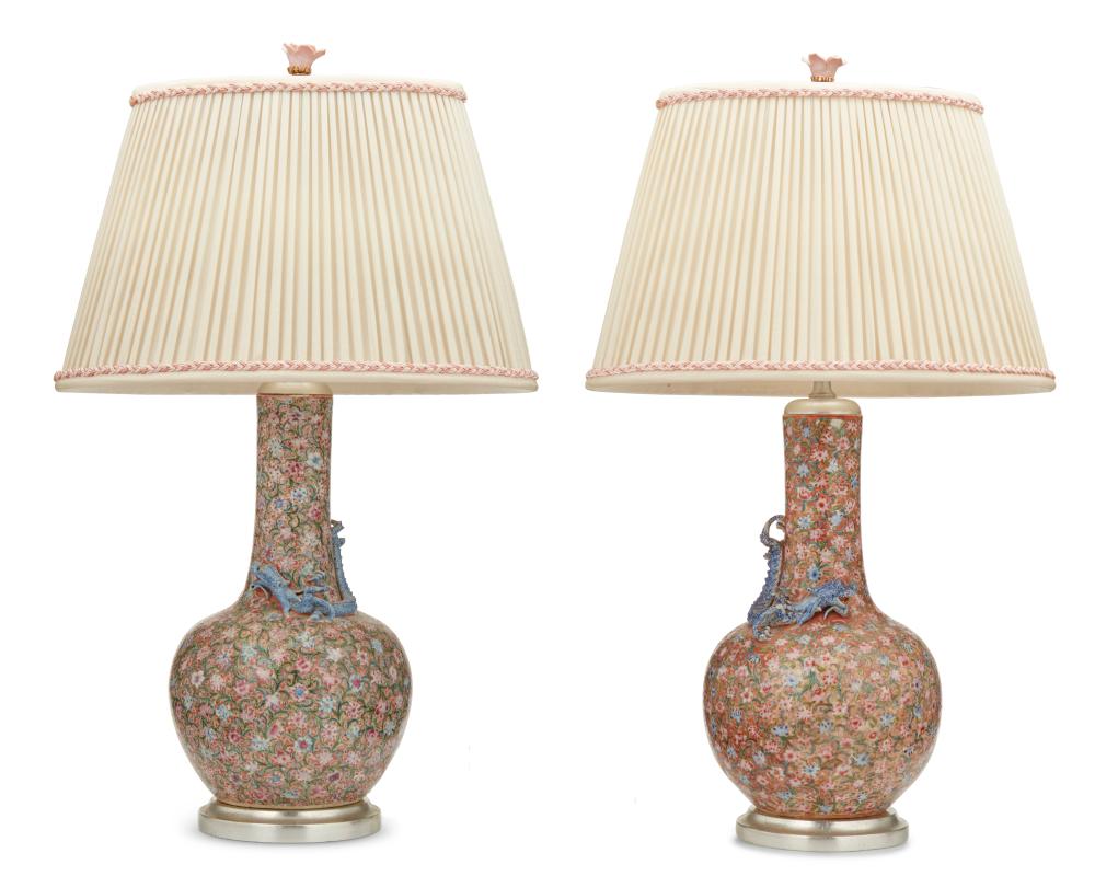A PAIR OF CHINESE MILLEFLEUR
