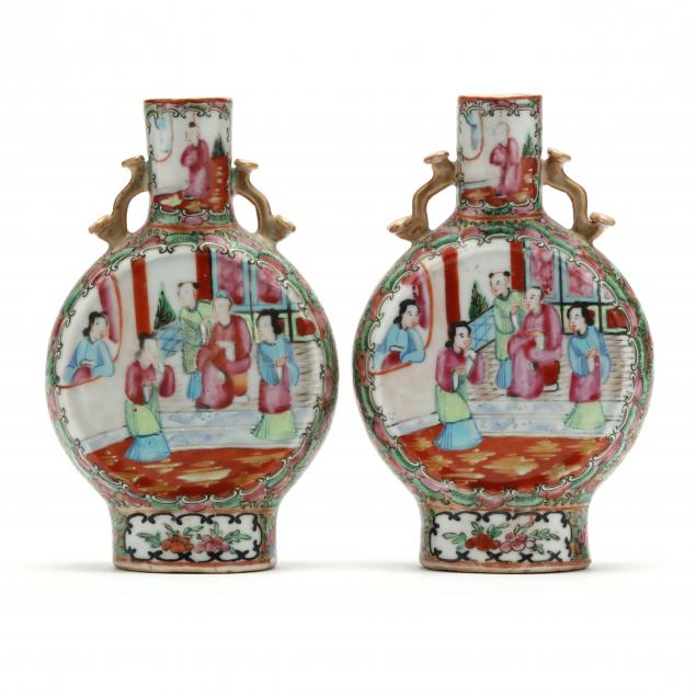 A PAIR OF CHINESE PORCELAIN ROSE