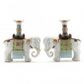 A PAIR OF CHINESE PORCELAIN EL