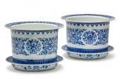 A PAIR OF CHINESE PORCELAIN JA