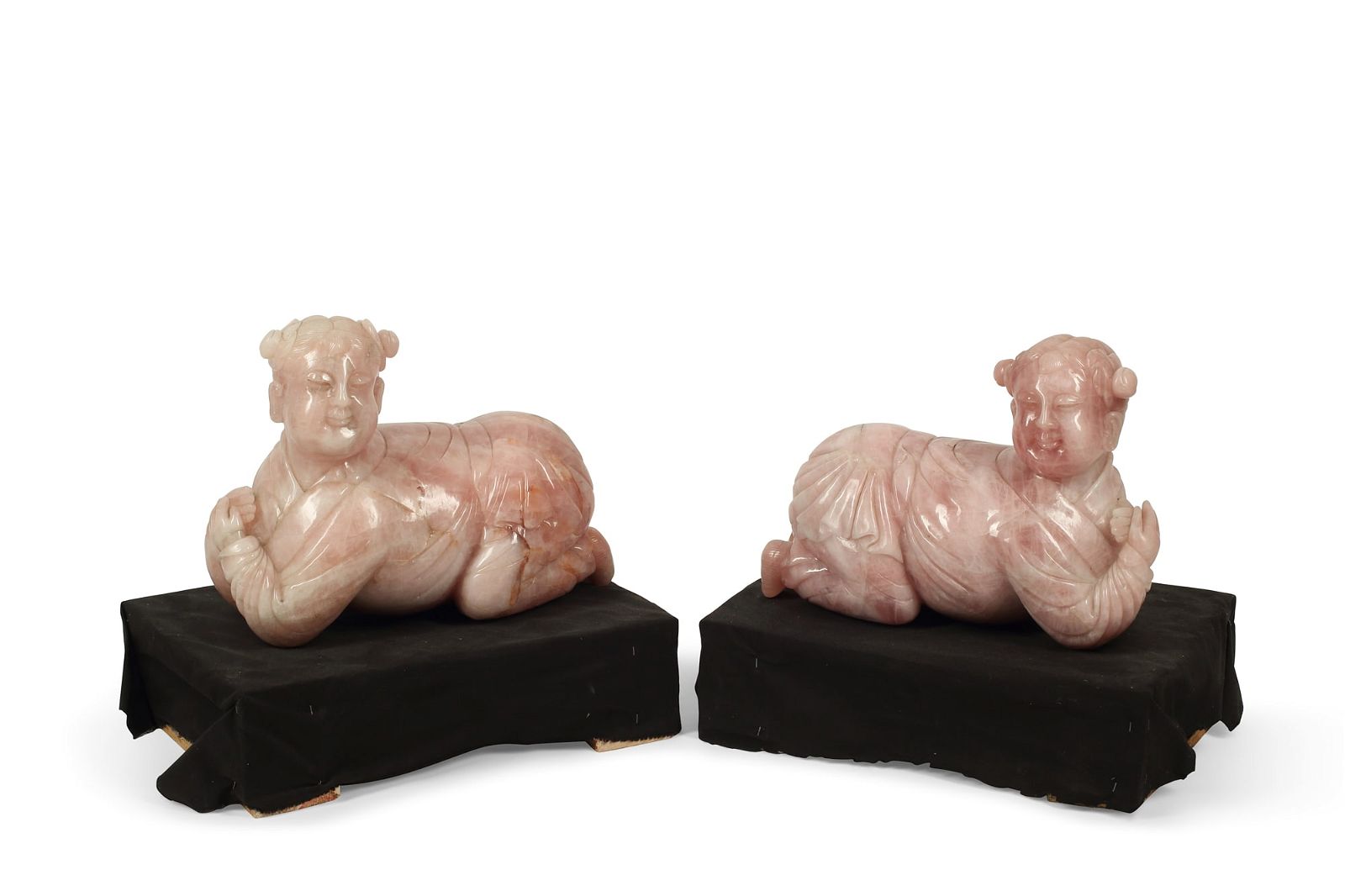 A PAIR OF CHINESE ROSE QUARTZ