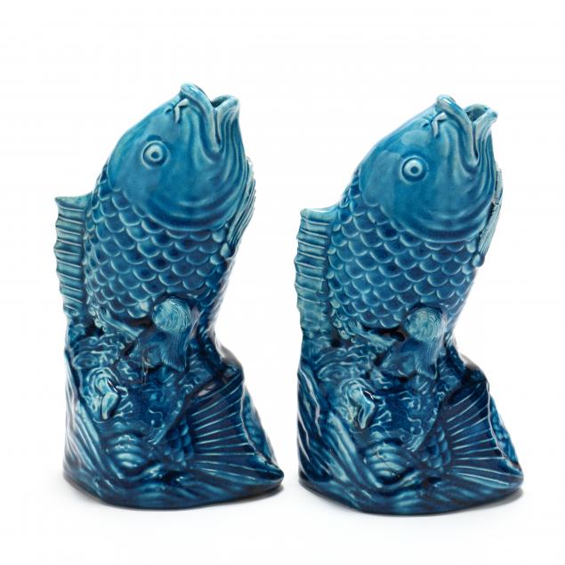 A PAIR OF CHINESE TURQUOISE BLUE