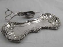 A pair of close plated silver