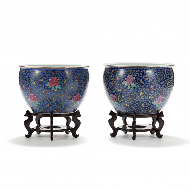A PAIR OF CONTEMPORARY CHINESE BLUE