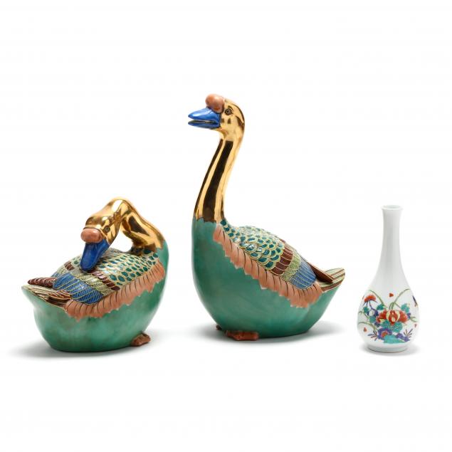 A PAIR OF CONTEMPORARY CHINESE