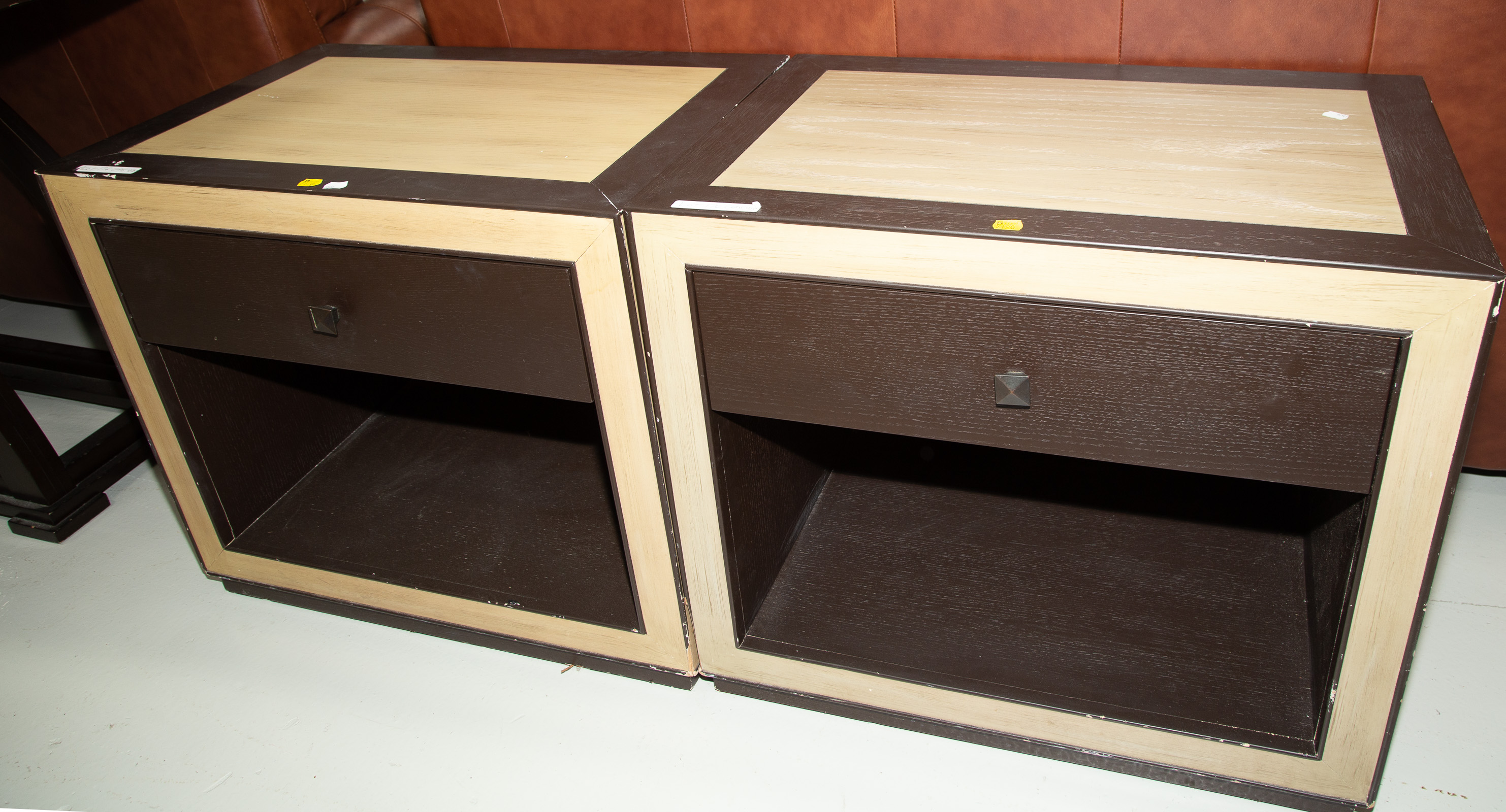 A PAIR OF CONTEMPORARY END TABLES