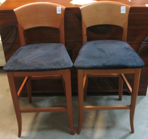 A PAIR OF CONTEMPORARY ITALIAN