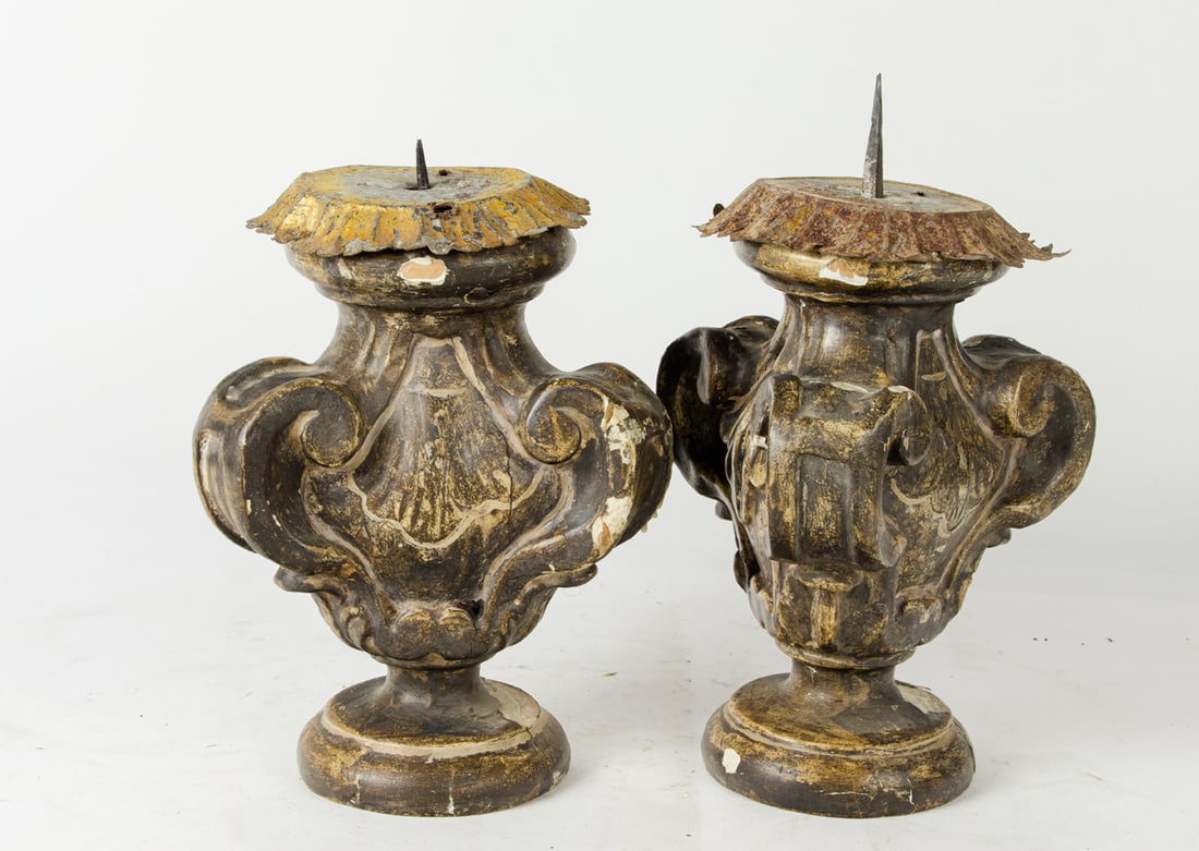 A PAIR OF CONTINENTAL BAROQUE