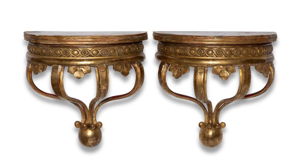 A PAIR OF CONTINENTAL CARVED