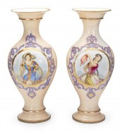 A PAIR OF CONTINENTAL PORCELAI