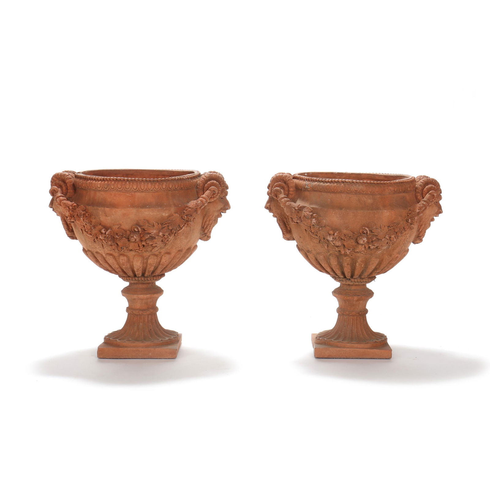 A PAIR OF DECORATIVE NEOCLASSICAL