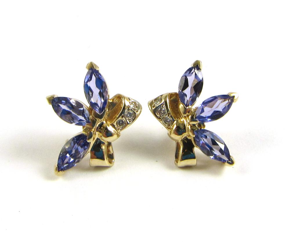 A PAIR OF DIAMOND AND TANZANITE