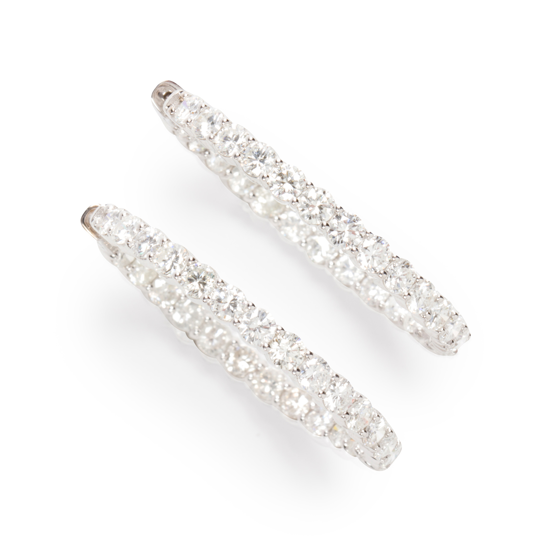 A PAIR OF DIAMOND AND FOURTEEN