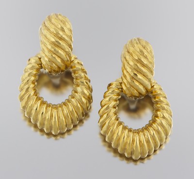 A Pair of Door Knocker Earrings 14k
